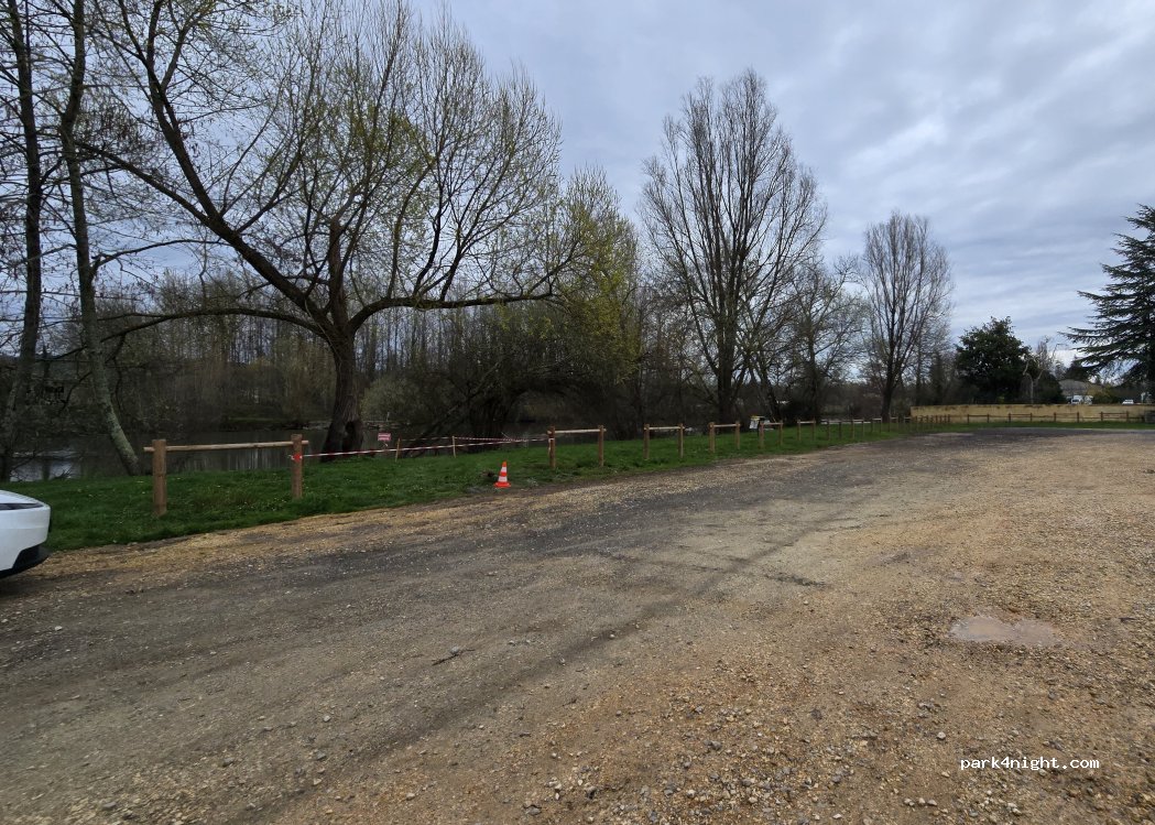 (24430) Marsac-sur-l'Isle - Route de l'Évêque — foto 3