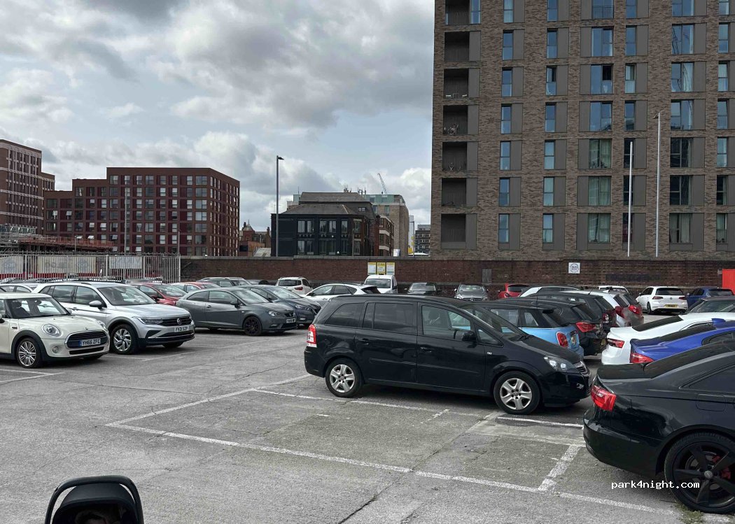 (M4 1EH) Manchester - Rochdale Road — foto