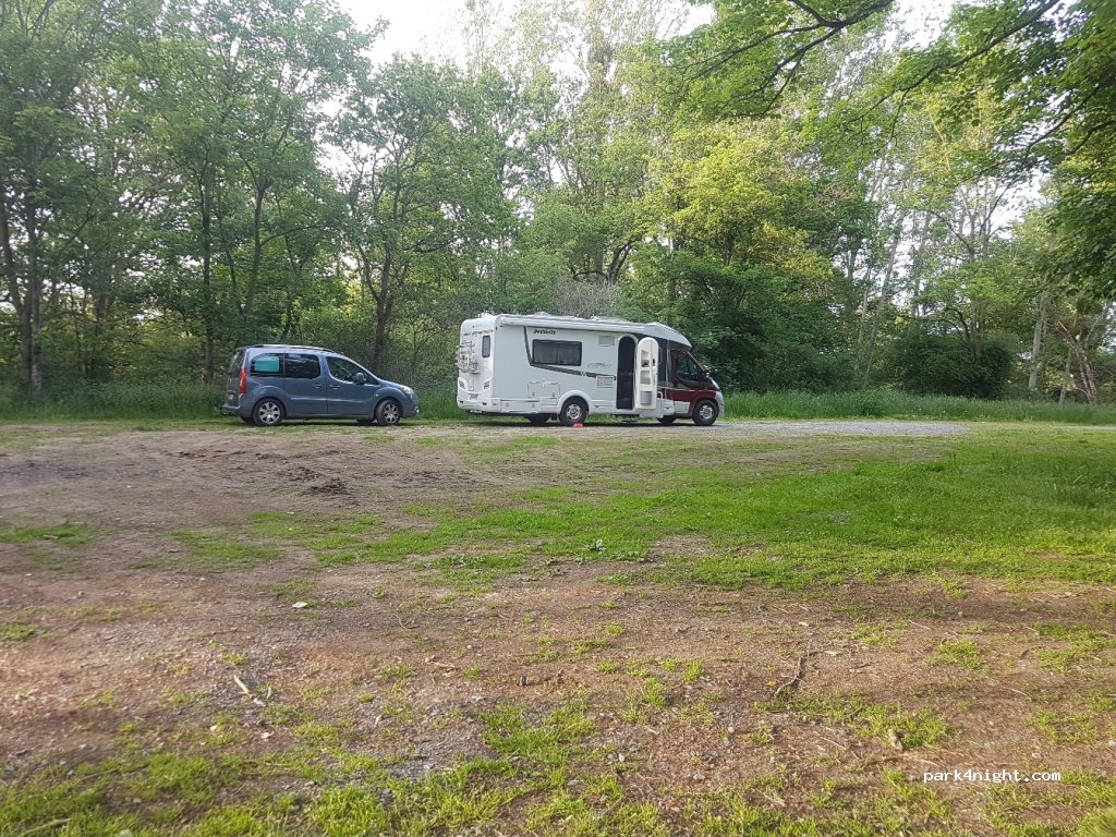 (03190) Nassigny - 14 Route de Forges — foto 2
