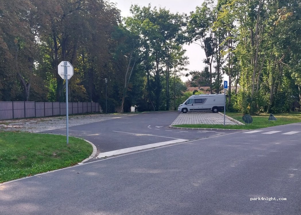 (51390) Gueux - Rue du Moutier — foto