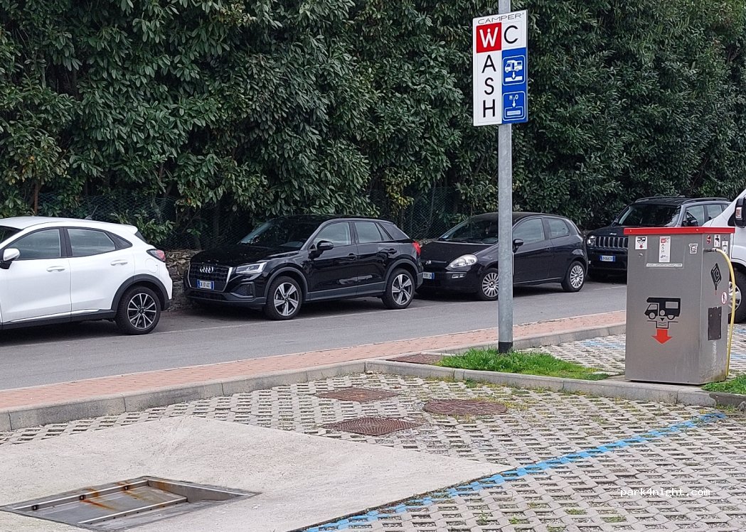 Area Sosta Camper Stresa — foto 2