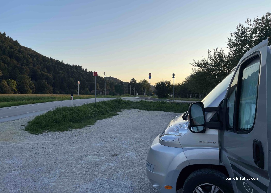 (3104) Celje - Partizanska cesta — foto 2