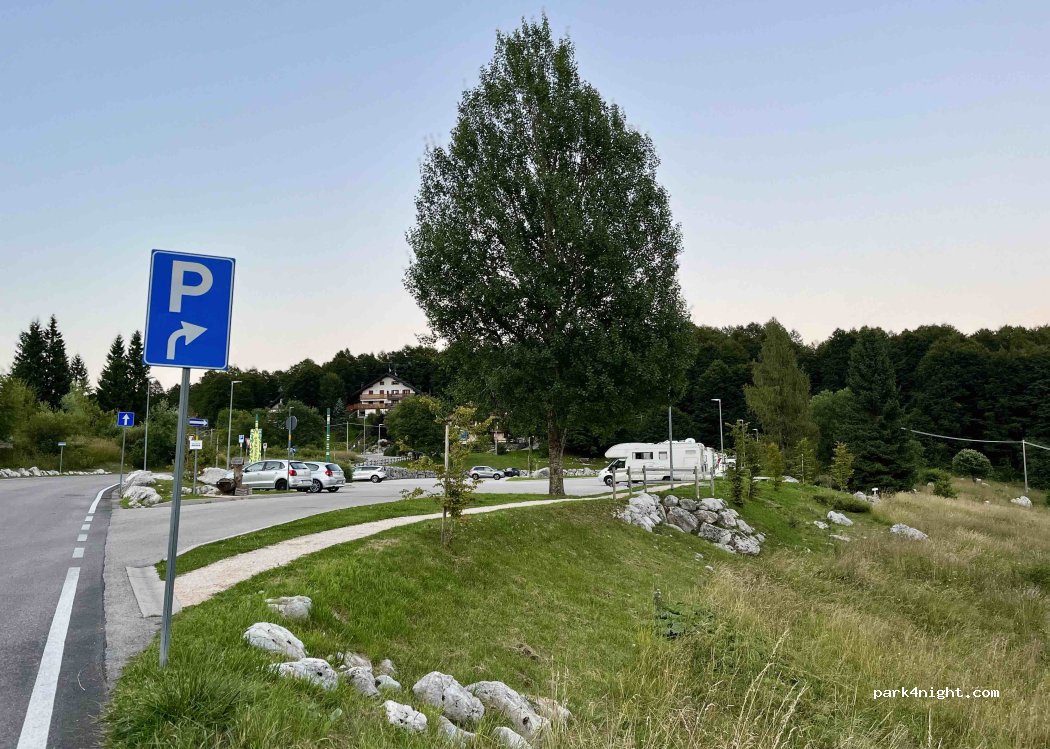() Aviano - Via Collalto — foto