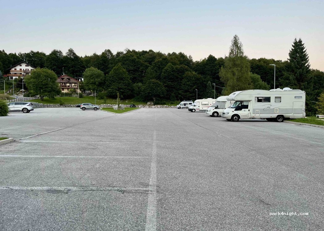 () Aviano - Via Collalto — foto 3