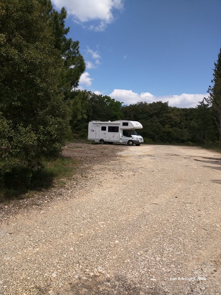 (30200) Saint-Michel-d'Euzet - D303 — foto