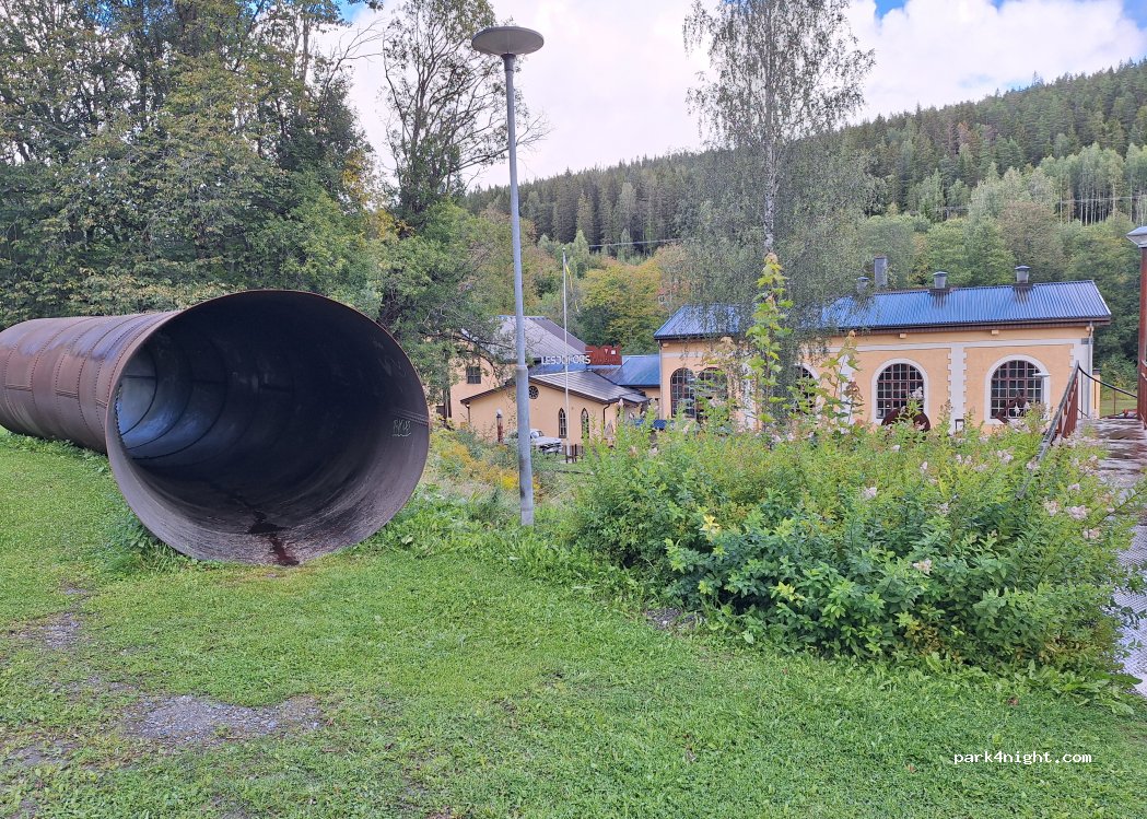 (680 96) Lesjöfors - Parkgatan — foto