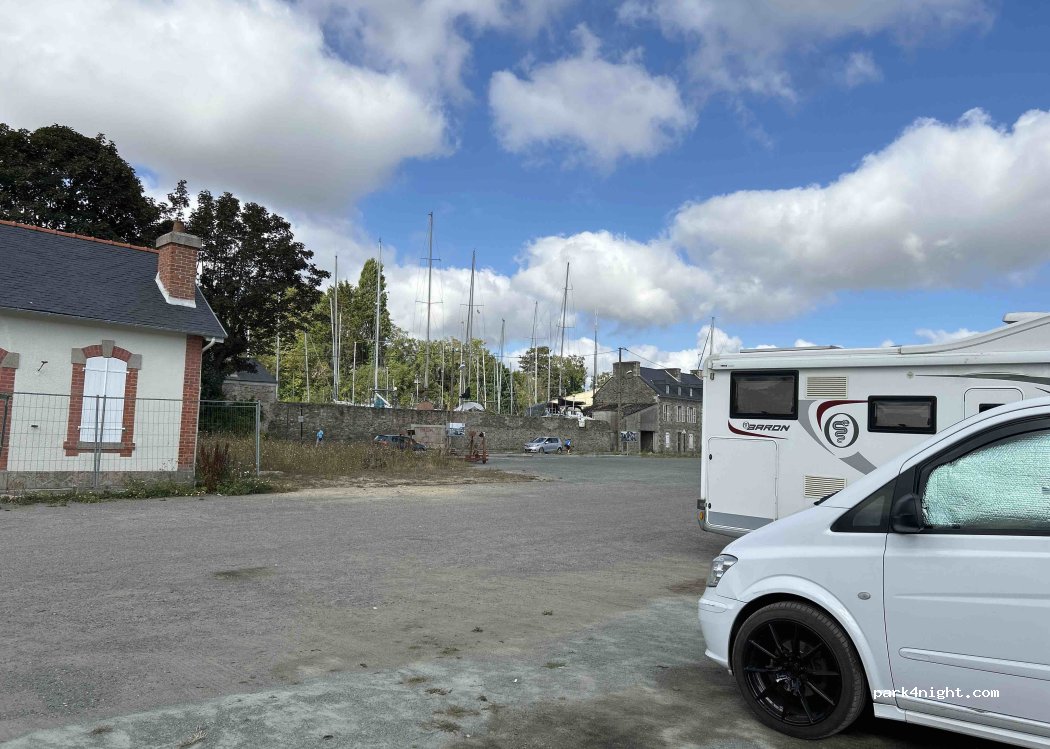 (22220) Tréguier - Rue du Port — foto 2