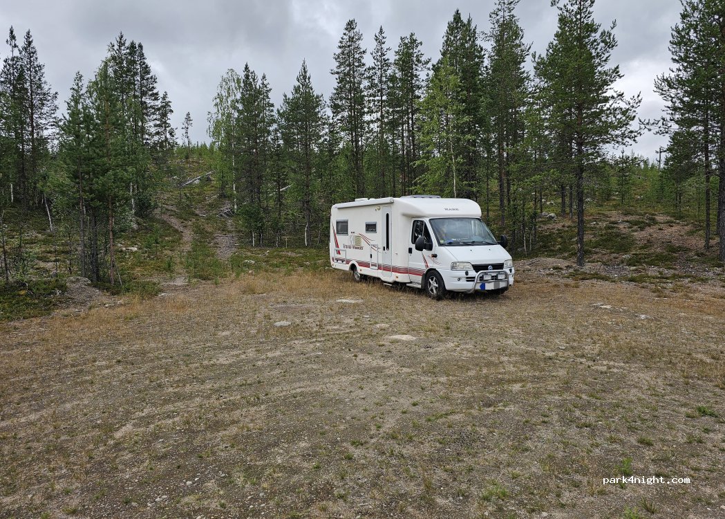 (962 94) Vuollerim - — foto
