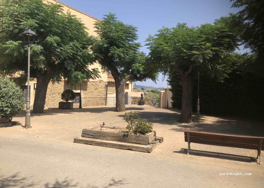 (17253) Mont-ras - Carrer de la Font — foto