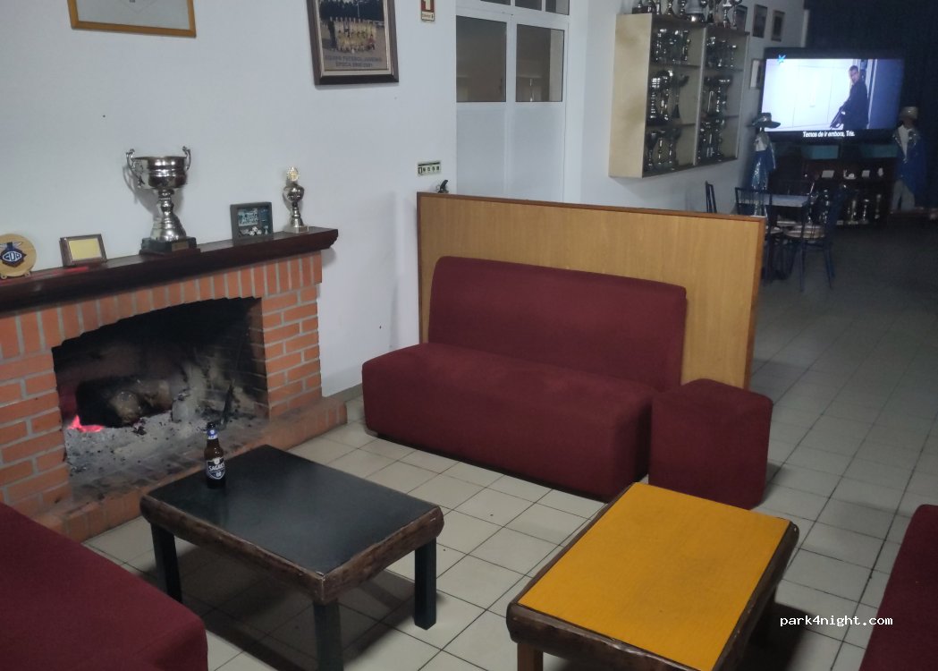 (2425-527) Monte Redondo e Carreira - Rua do Campo da Bola — foto 4