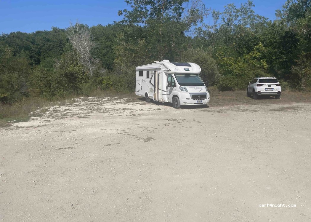 (65027) Scafa - Unnamed Road — foto