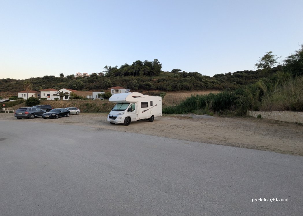 (63075) Nea Roda - Unnamed Road — foto