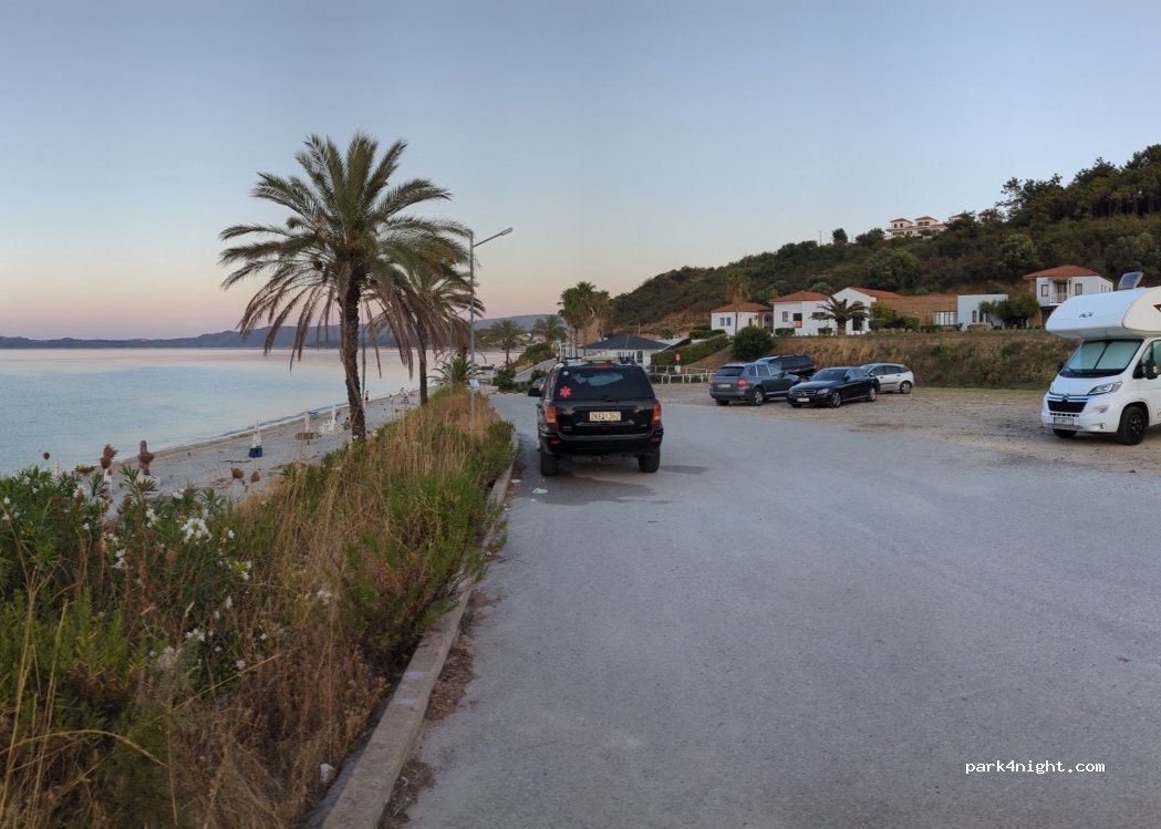 (63075) Nea Roda - Unnamed Road — foto 2