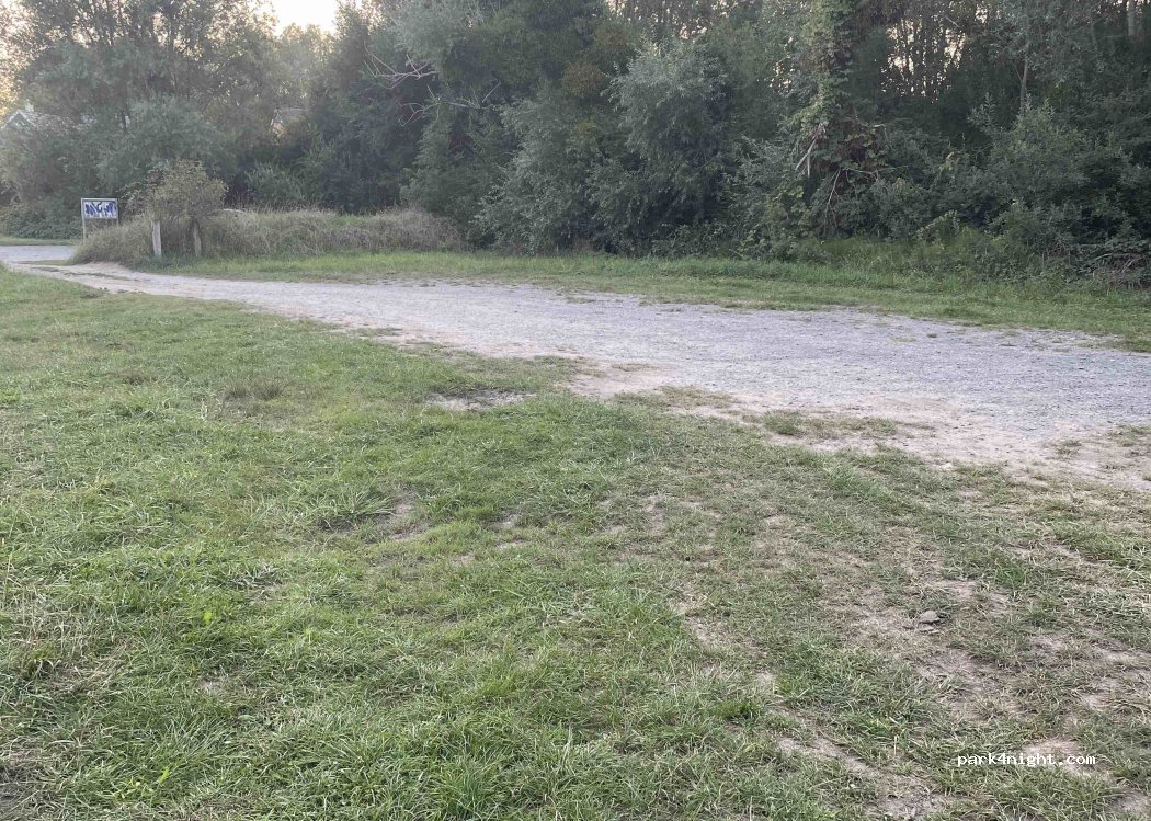 (02860) Neuville-sur-Ailette - Voie Verte de l'Ailette — foto 4