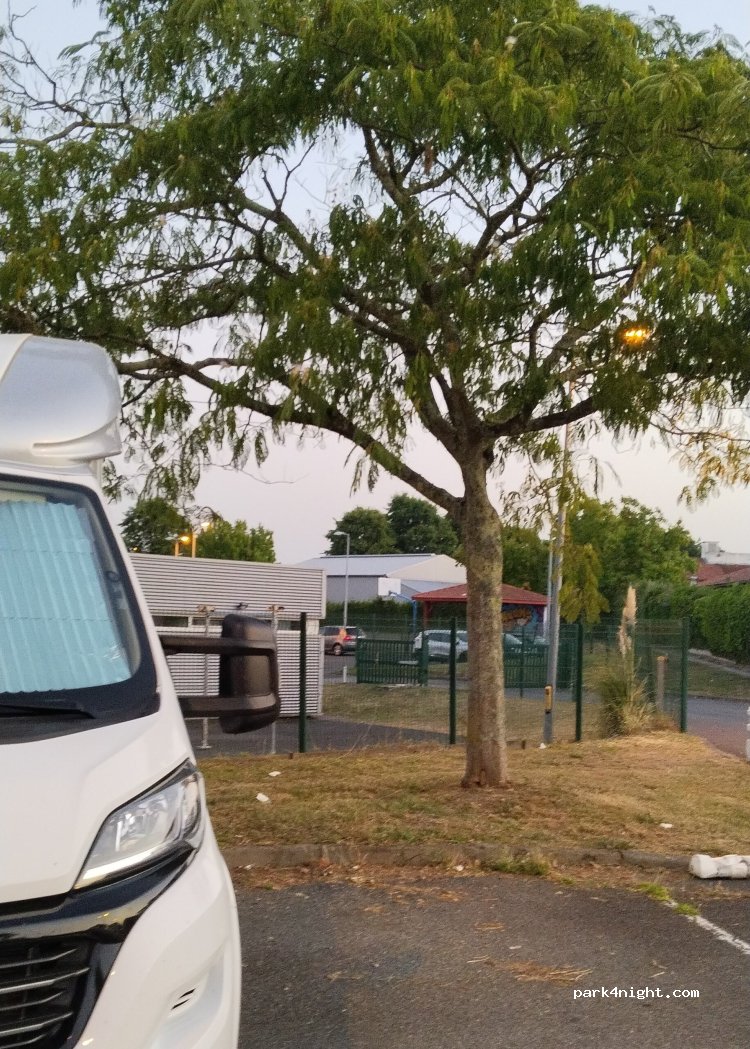 (64600) Anglet - Avenue de la Butte aux Cailles — foto 3