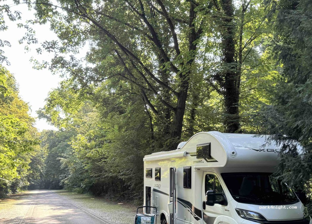 (47057) Duisburg - Klöcknerweg — foto
