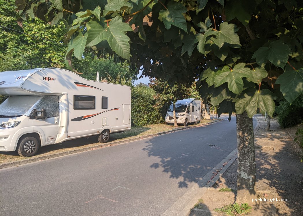 (14510) Houlgate - Chemin de la Petite Vitesse — foto 2