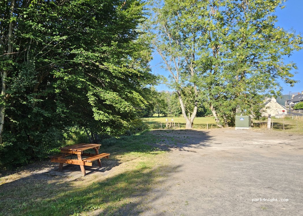 (15300) La Chapelle-d'Alagnon - Route de Murat — foto