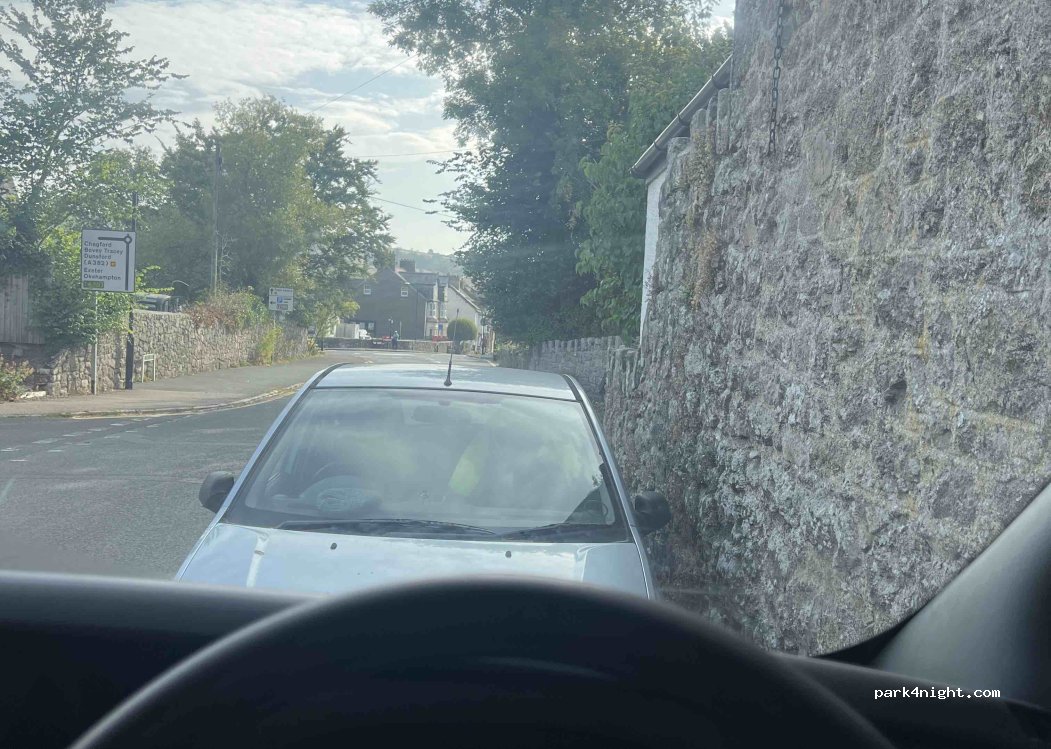 (TQ13 8LG) Teignbridge - Court Street — foto