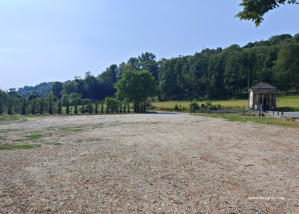 (10084) Rocca Canavese - SP34 — foto