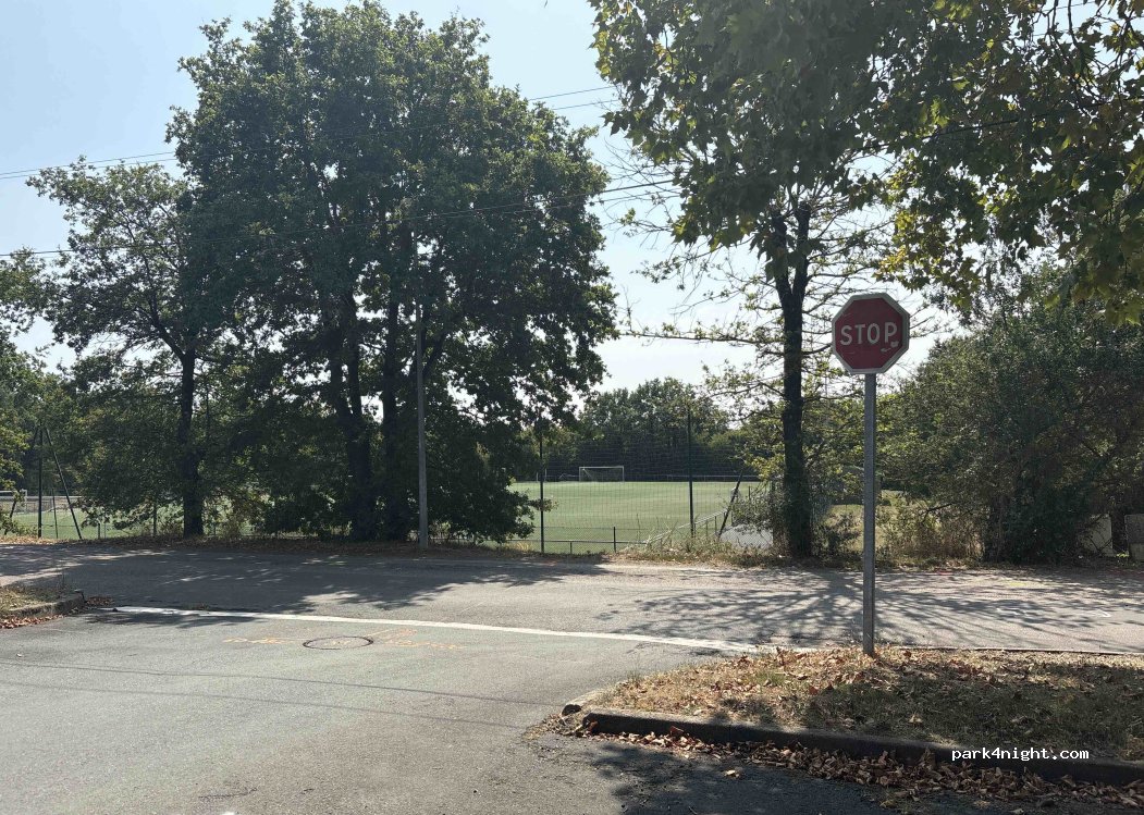 (85190) Aizenay - Rue du Pont de Quatre Mètres — foto