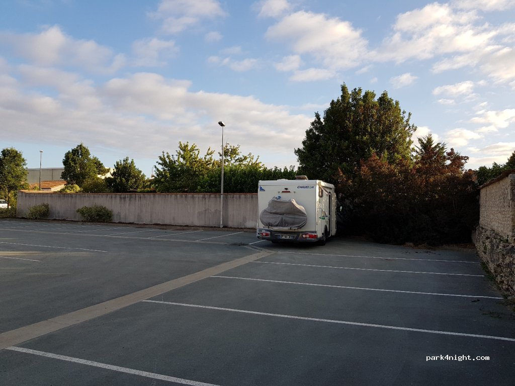 (17230) Marans - Rue du Monastère — foto