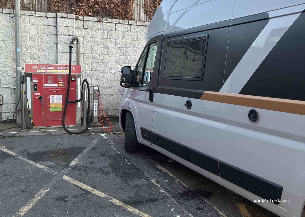 (D09 XH66) Dublin - Naul Road — foto