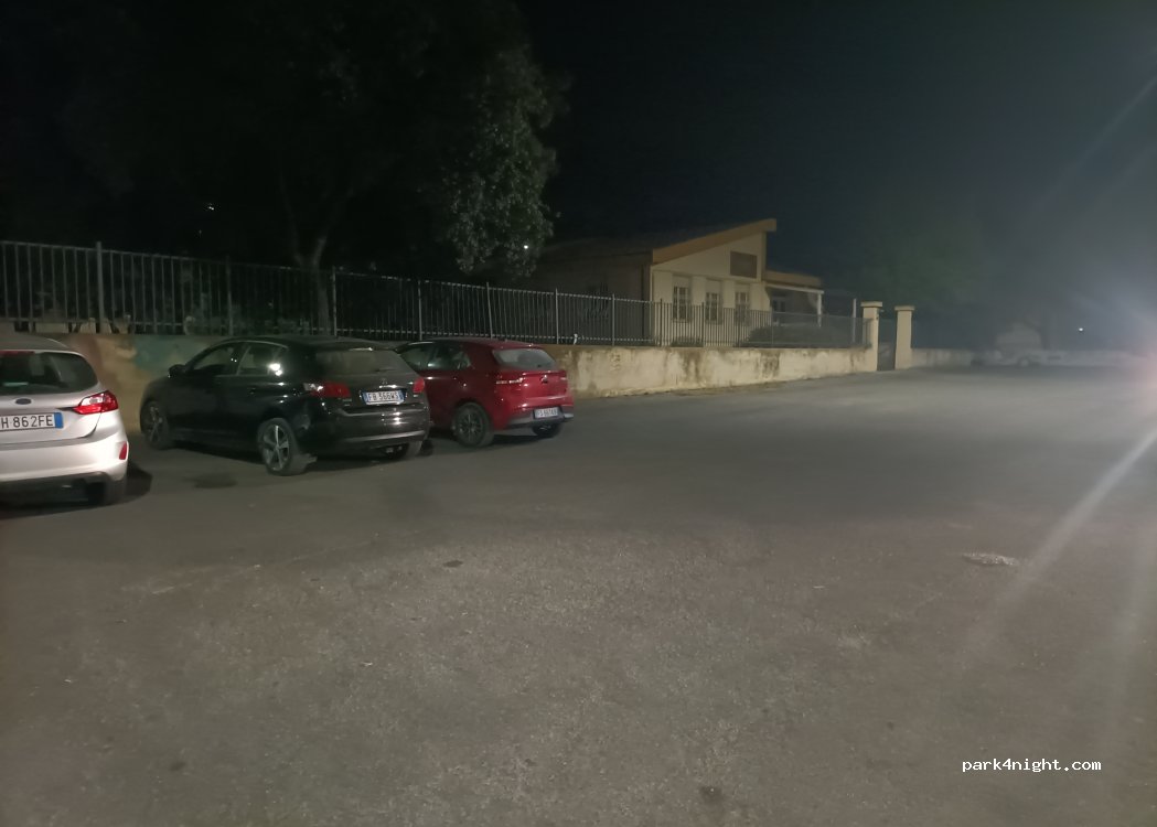 (08028) Orosei - Piazza Leonardo da Vinci — foto