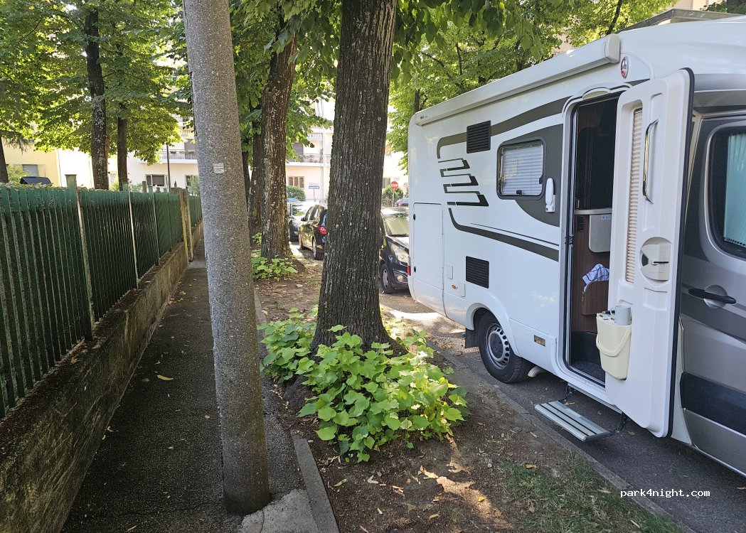 (46100) Mantua - Via Alessandro Luzio — foto