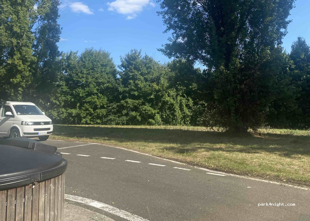 (72700) Pruillé-le-Chétif - Aire de Pruillé-le-Chétif — foto 2