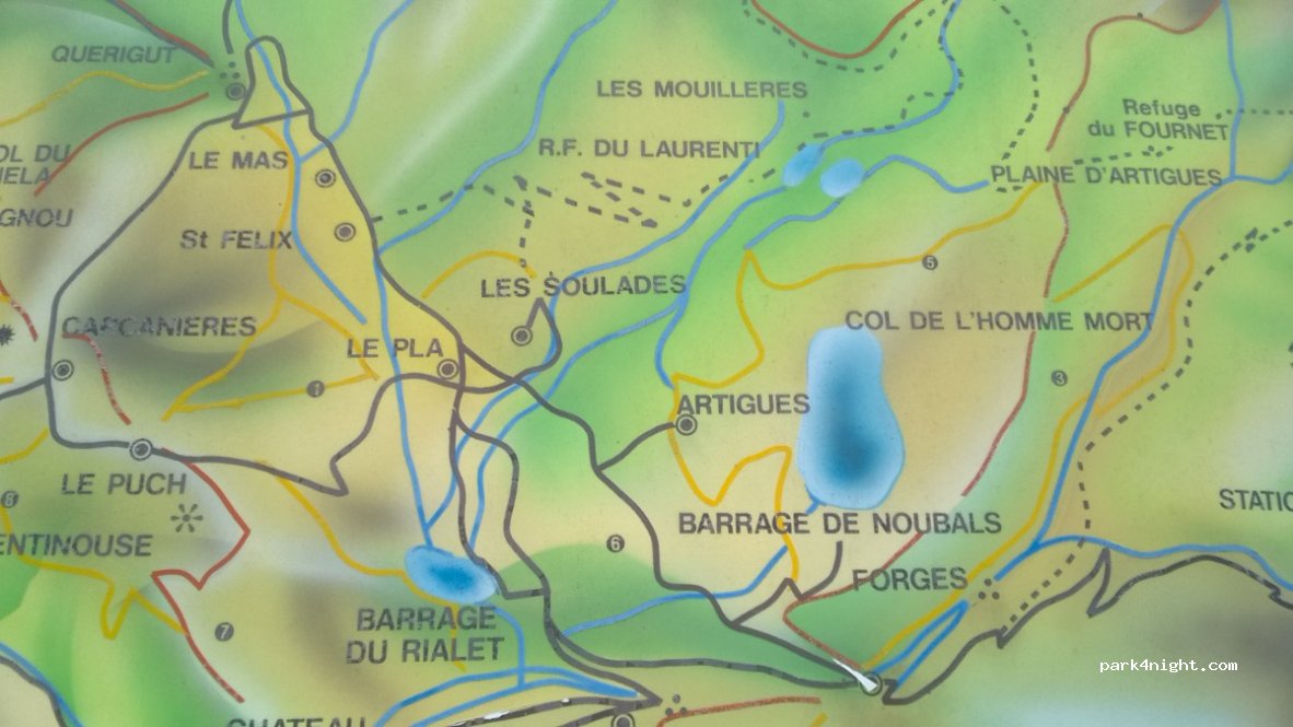 (09460) Artigues - Unnamed Road — foto 2