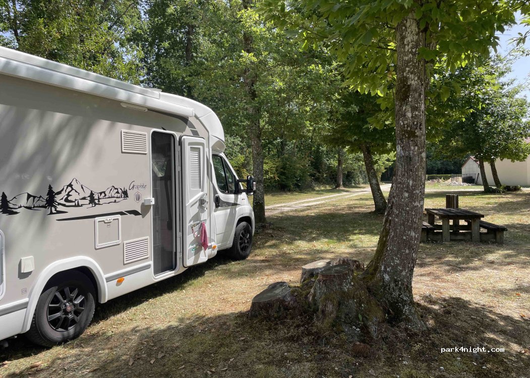 (18380) Presly - Route de Neuvy-sur-Barangeon — foto