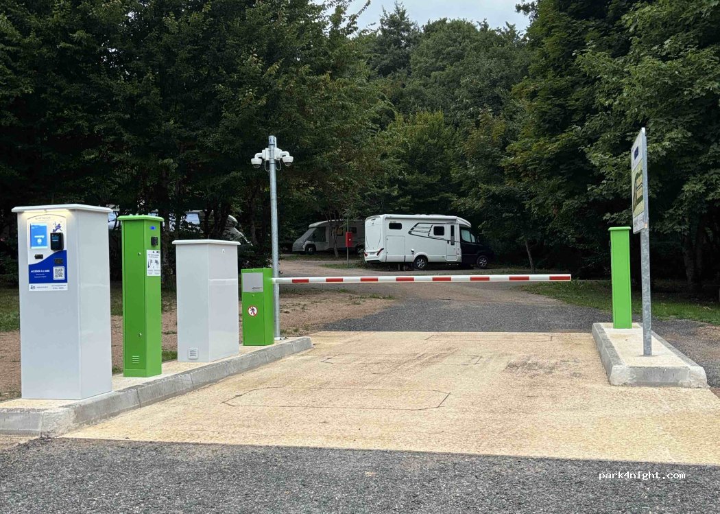 Camping de mon Village (Camping-Car Park) — foto 4