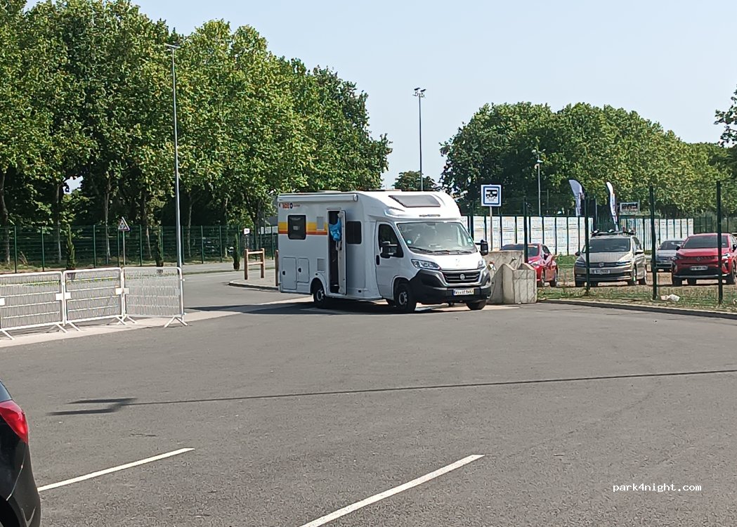 (72100) Le Mans - Chemin aux Bœufs — foto