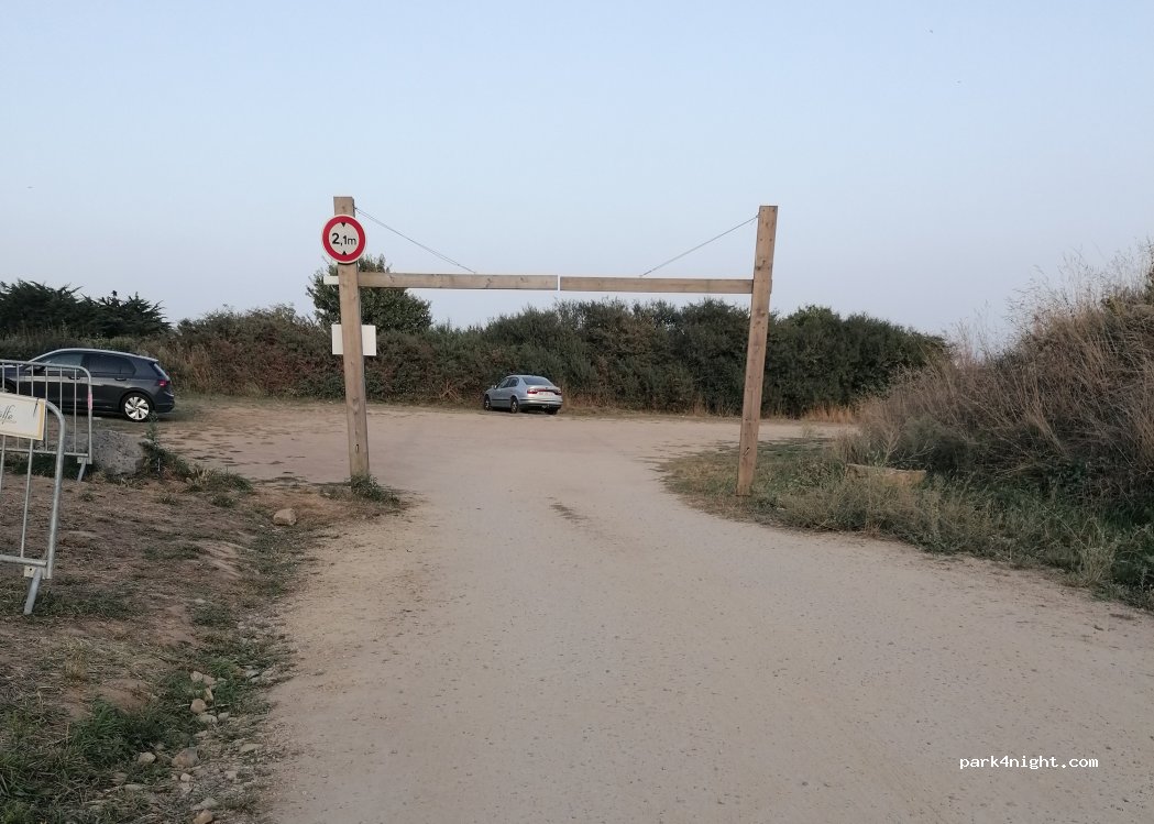 (56740) Locmariaquer - Route de Kergoloman — foto 2