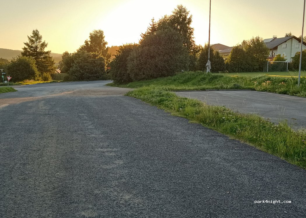 (3664) Martinsberg - Sportplatzstraße — foto