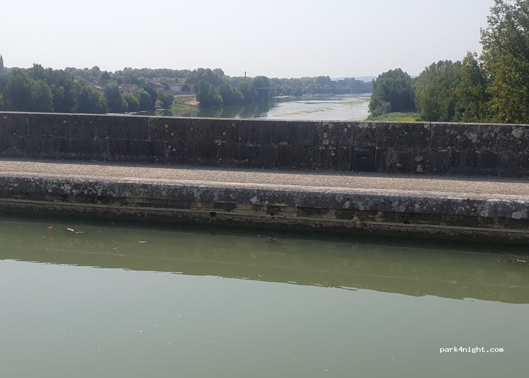 (47520) Le Passage - Rue Sacha Guitry — foto 3