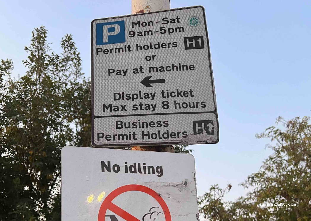 (UB7 0LB) London Borough of Hillingdon - Skyport Drive — foto 2