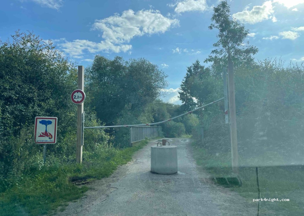 (35600) Bains-sur-Oust - L'Île aux Pies — foto 4