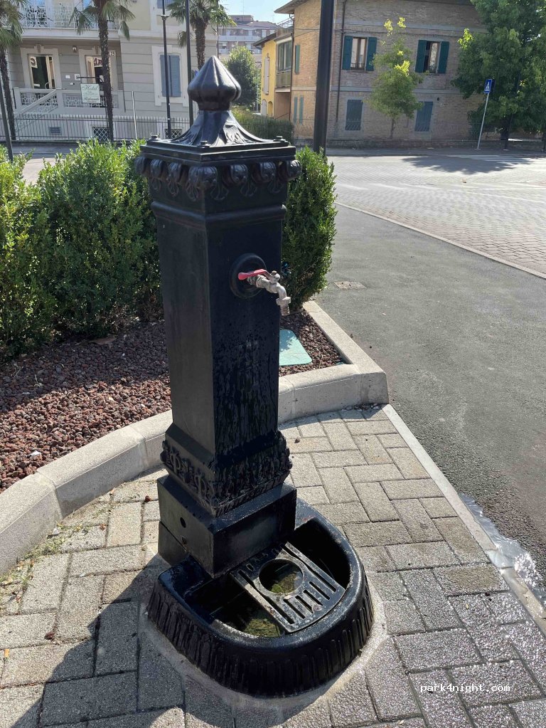 (41053) Maranello - Piazza Unità D'Italia — foto 2