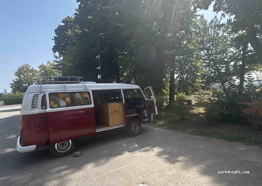 (38490) Les Abrets en Dauphiné - D 1075 — foto