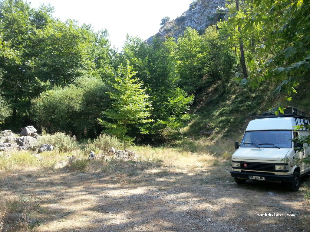 (420 32) Pili - Ethniki Odos Artas Trikalon — foto