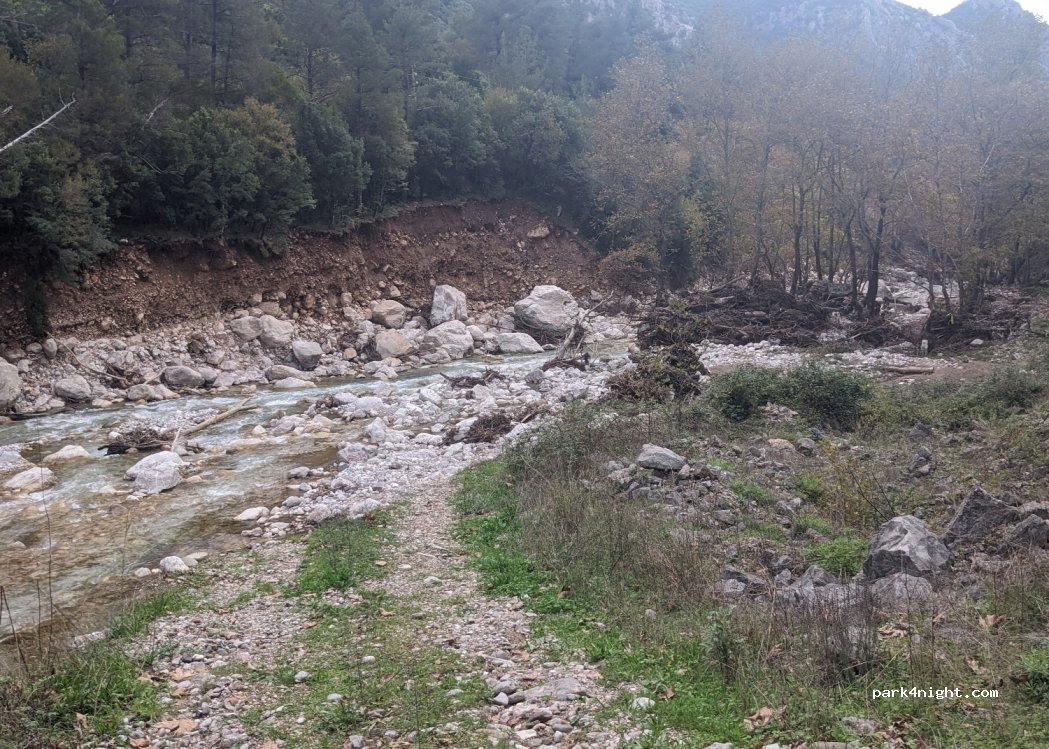 (420 32) Pili - Ethniki Odos Artas Trikalon — foto 3