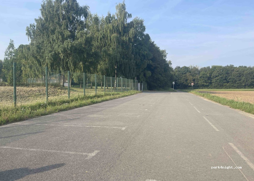 (59245) Recquignies - Chemin des Bois des Bons-Pères aux Batteries de Rocq — foto 2