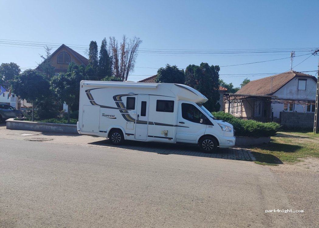 (4115) Ártánd - Templom utca — foto