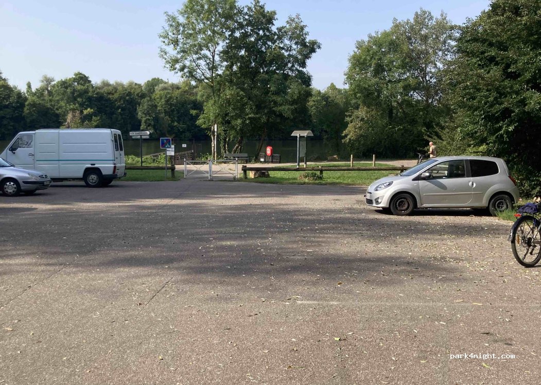 (57160) Scy-Chazelles - Chemin de la Moselle — foto