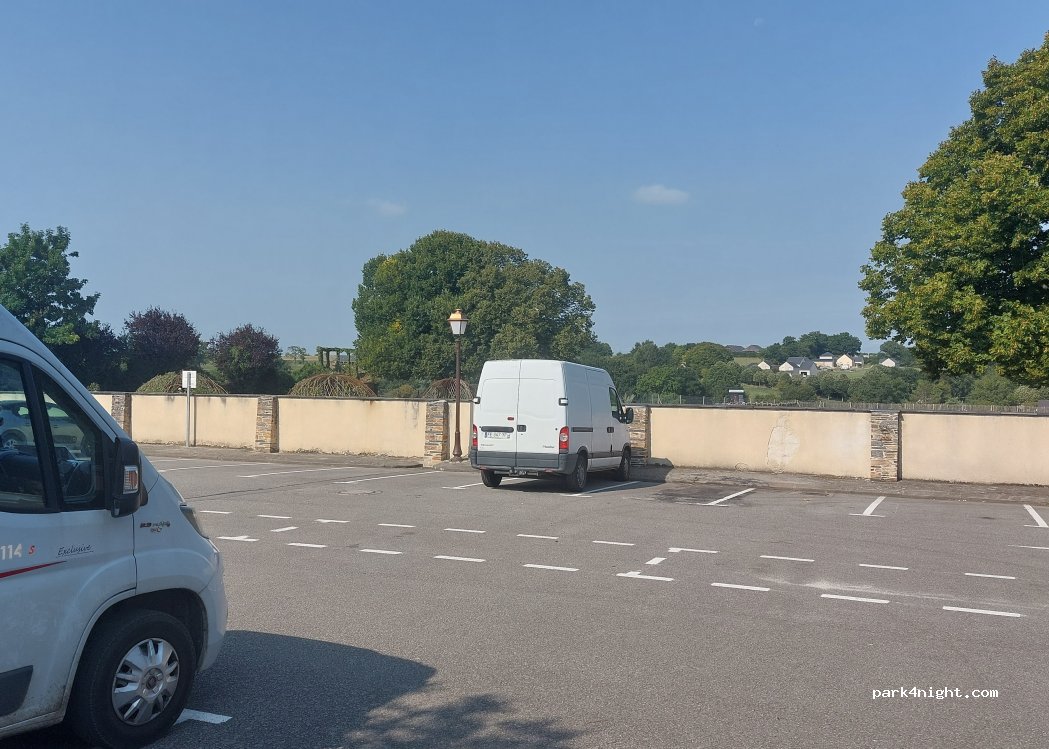 (49420) Pouancé - Impasse Du Guesclin — foto