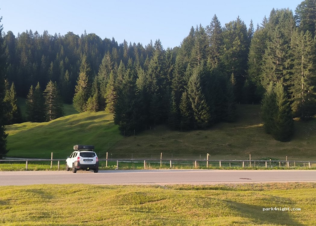 (82493) Krün - Unnamed Road — foto