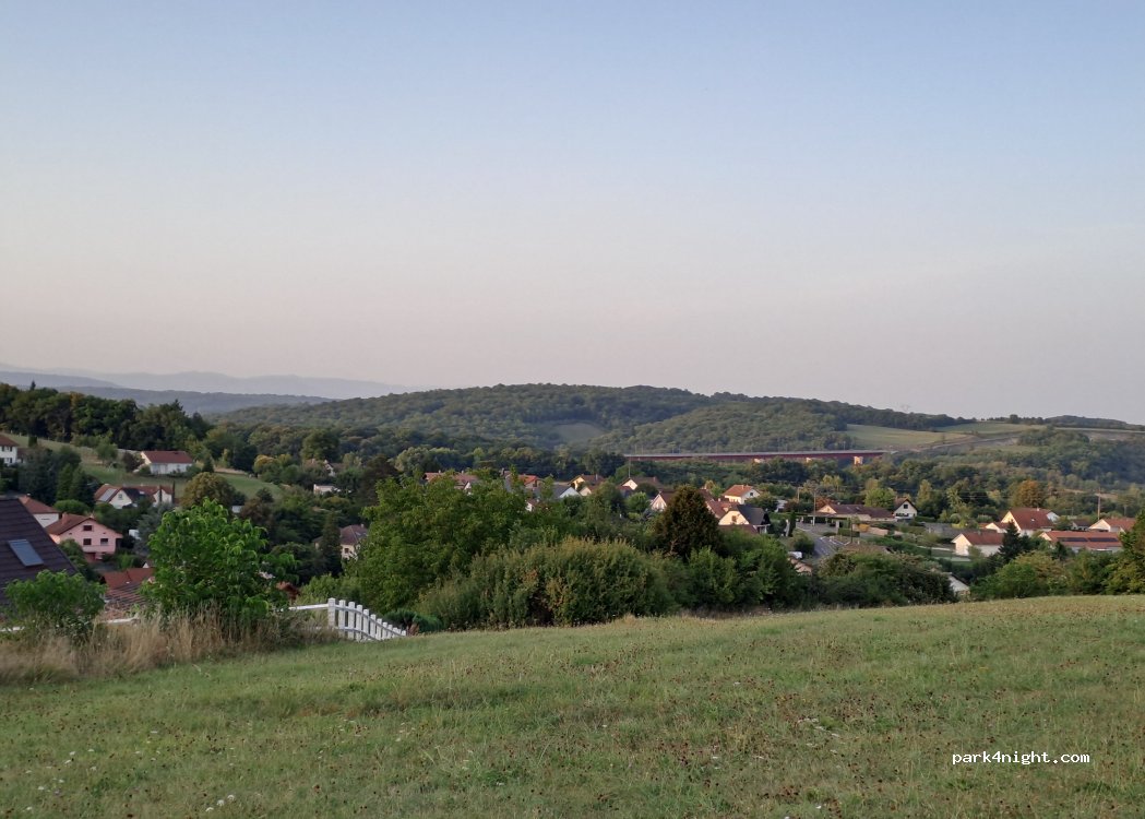 (70400) Vyans-le-Val - Rue des Tilleuls — foto 3
