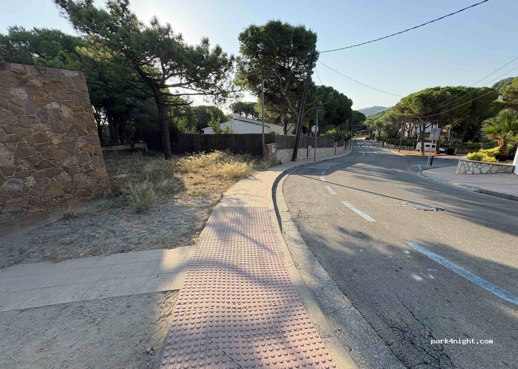 (1725) Pals - Carrer del Llevant — foto
